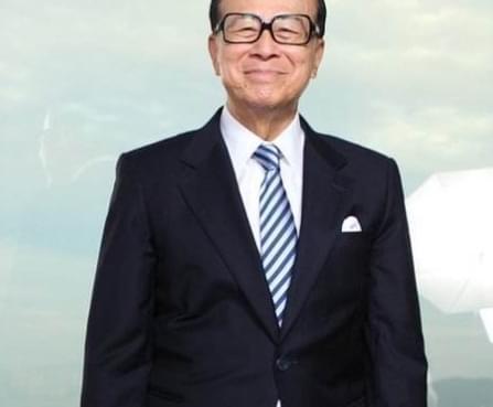 李嘉诚带明星,共绘商业与娱乐跨界传奇